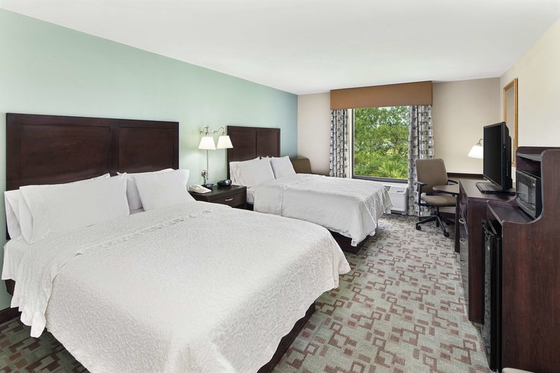 hampton inn and suites savannah airport