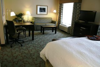 hampton inn and suites savannah airport