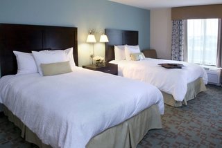 hampton inn and suites savannah airport