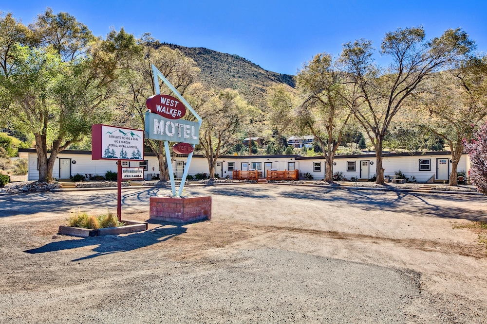 west walker motel