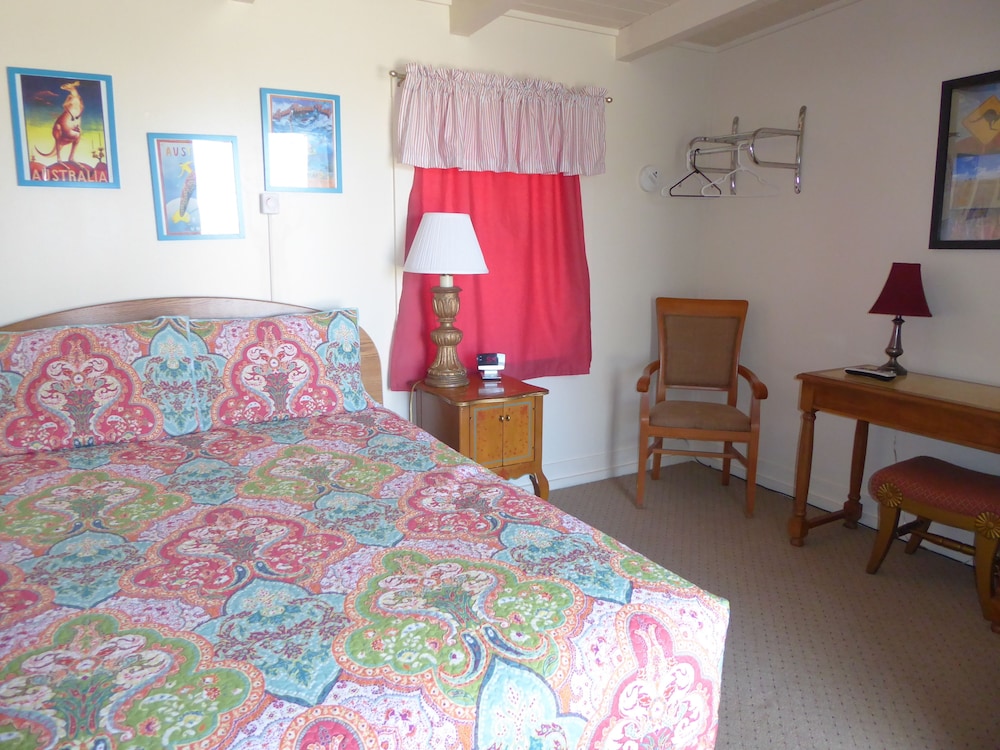 west walker motel