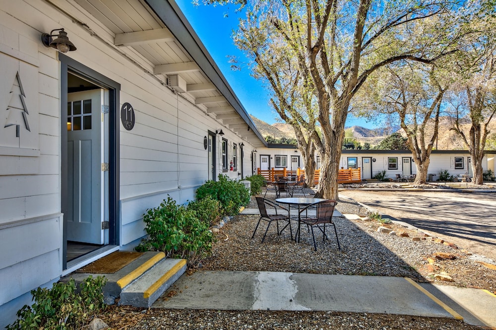 west walker motel