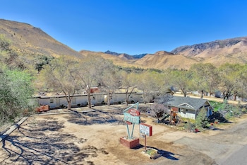 west walker motel