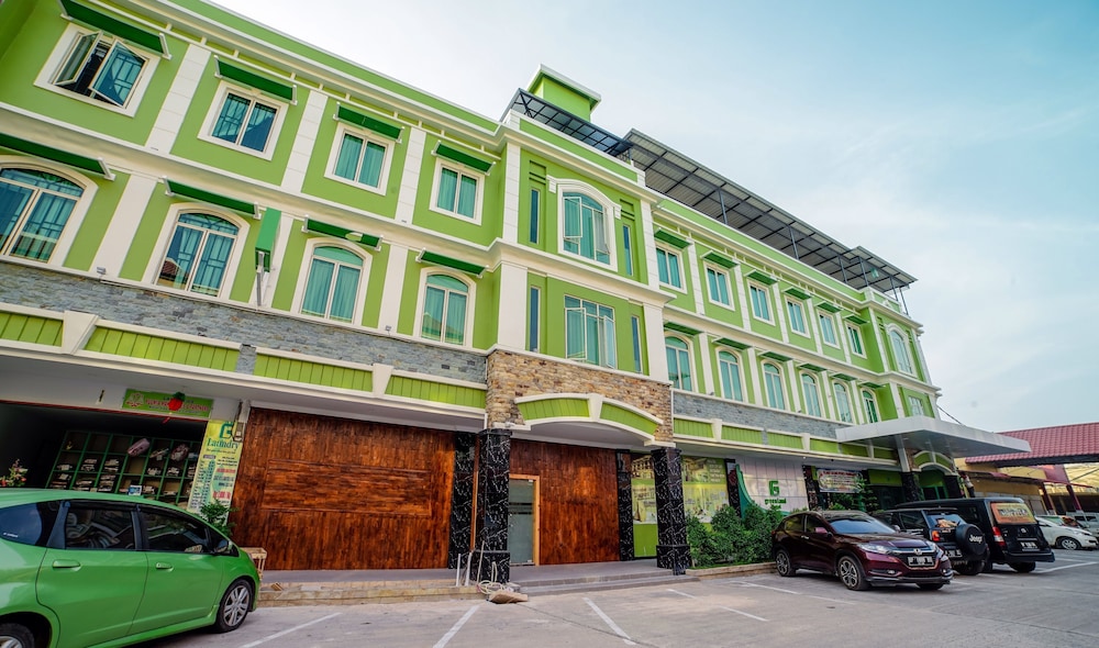 greenland hotel batam