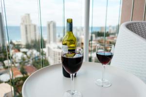 Crowne Plaza Surfers Paradise By Ihg,2807 Gold Coast Highway,5 star