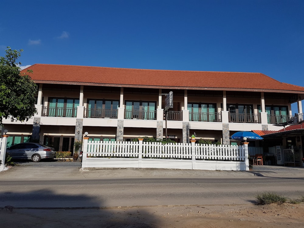 mm house samui