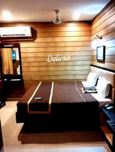 sri arul muthu residency madurai