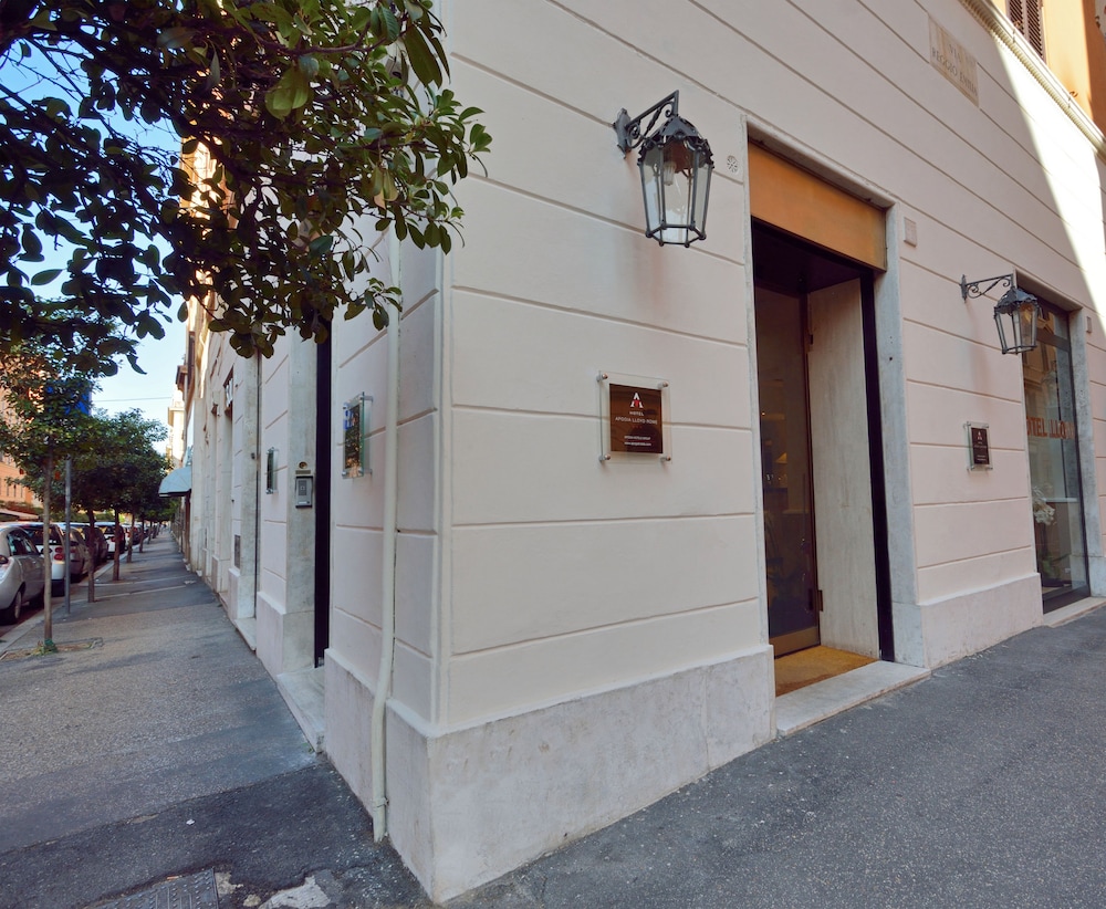 lh hotel lloyd rome
