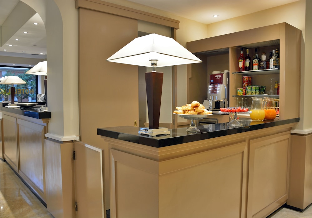 lh hotel lloyd rome