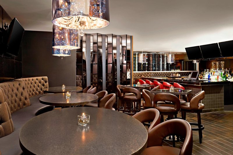 four points by sheraton hotel and suites calgary west