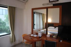 Hotel Grand Karawang Indah,Cikarang>>Bekasi,2 star