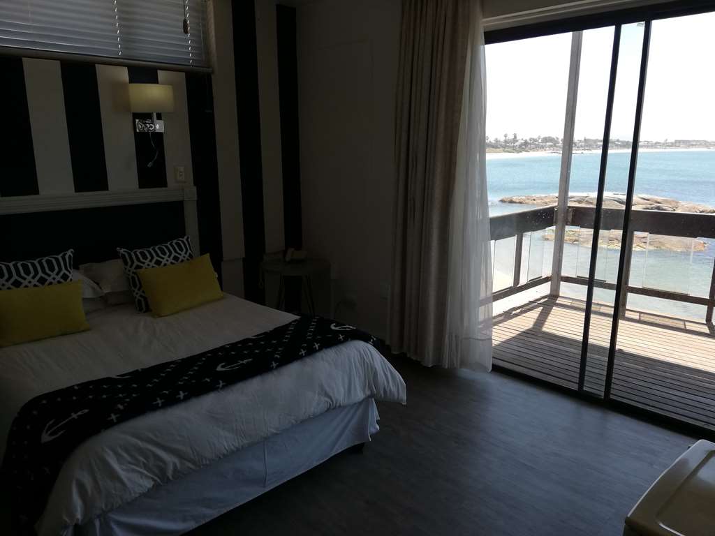 Hoedjiesbaai Hotel,Langebaan>>Cape Town,2 star