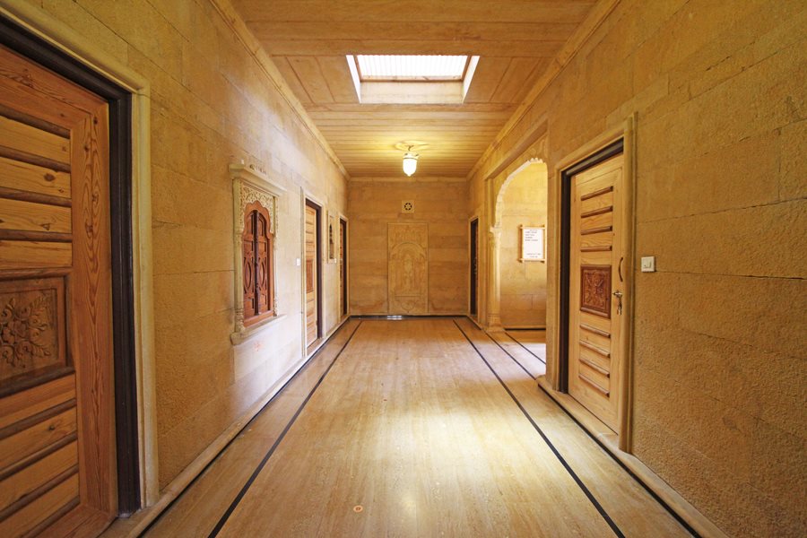 hotel the silk route