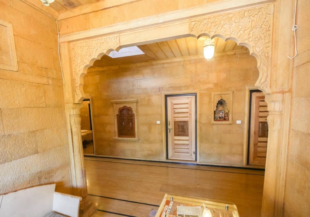 hotel the silk route