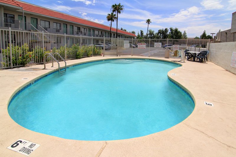 motel 6 tempe az broadway asu