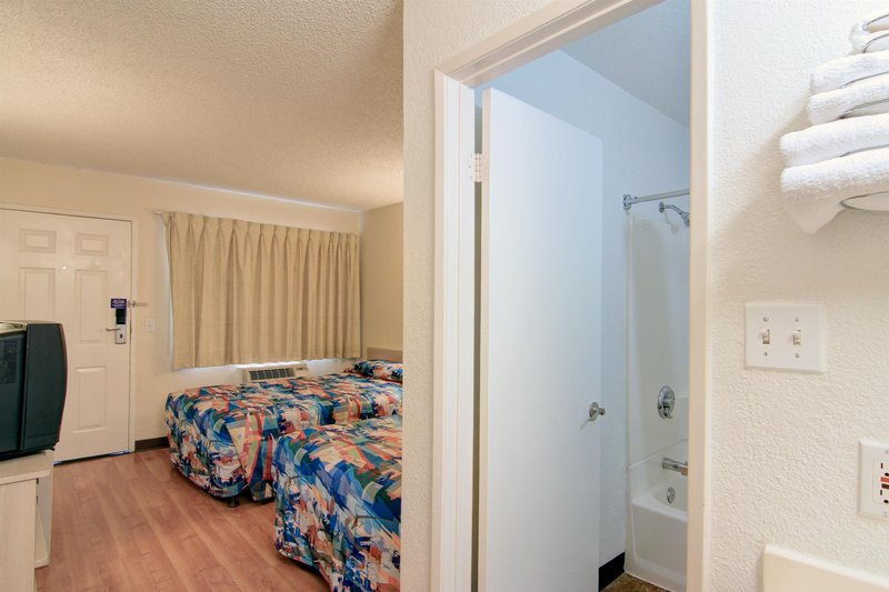 motel 6 tempe az broadway asu