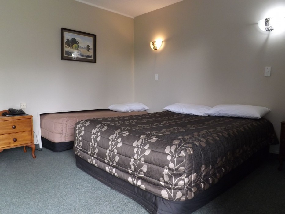 ambassador motel palmerston north
