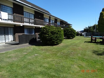 ambassador motel palmerston north