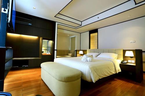hotel namin