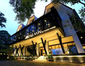 hotel namin