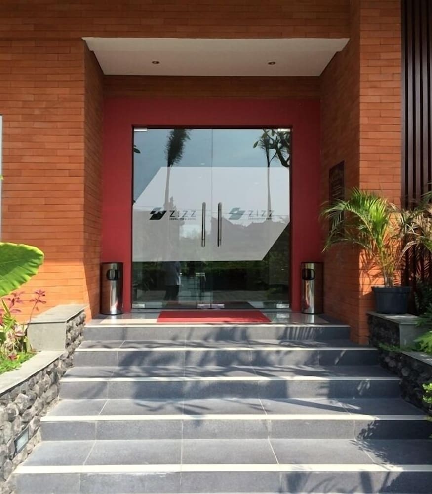 zizz convention hotel