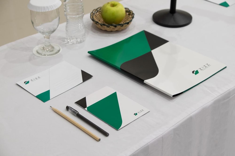 zizz convention hotel