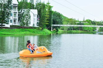 brookside valley resort