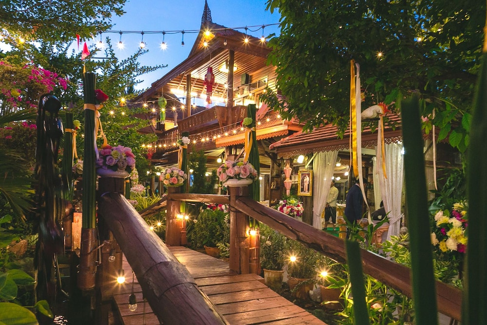 montri resort donmuang bangkok