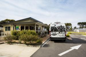nrma eastern beach holiday park