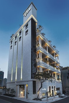 Pine Grove Hotel,Changwon>>Busan,4 star