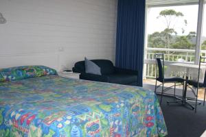 Kingfisher Motel (Adults Only),Pambula Beach>>Merimbula,3 star