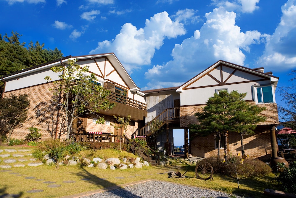 casa seorak bed and breakfast