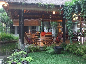 villa puri darma agung