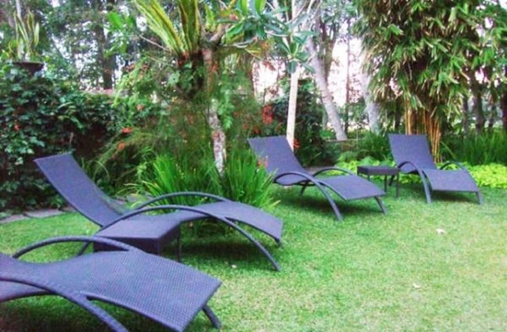 villa puri darma agung