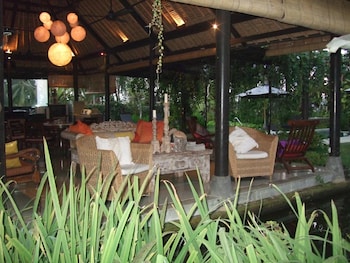 villa puri darma agung