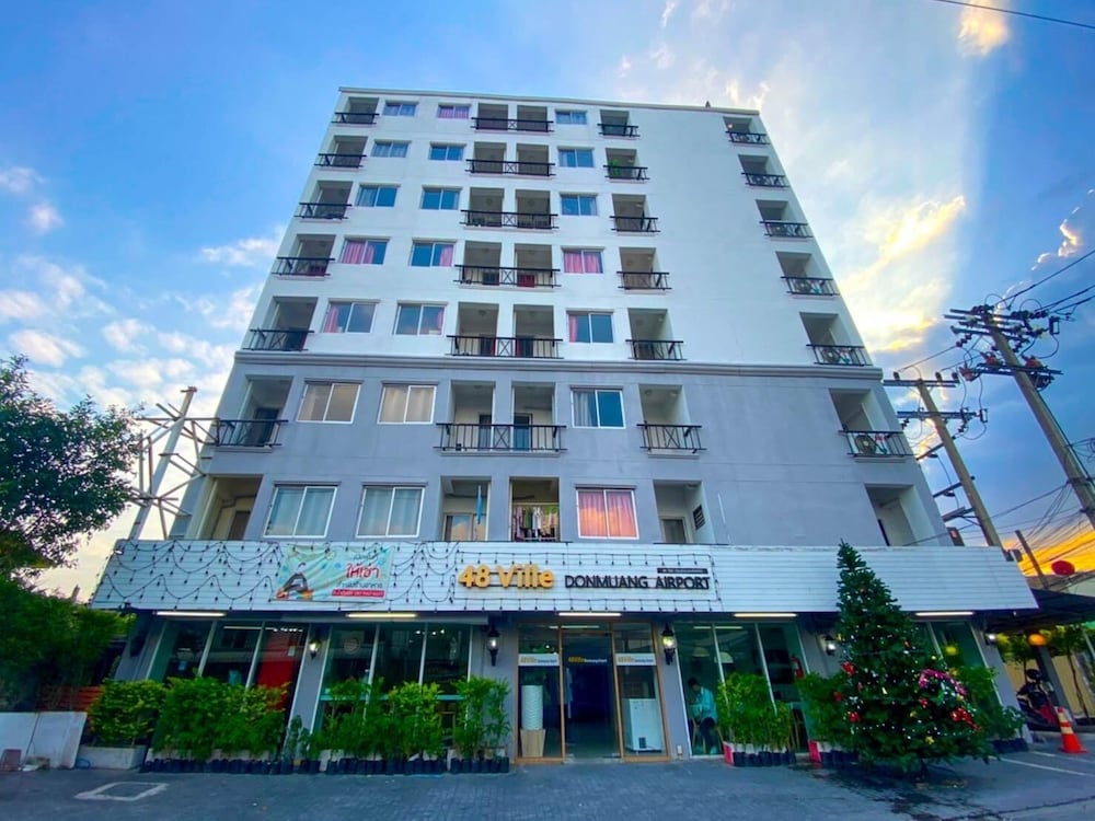 48 ville donmuang airport