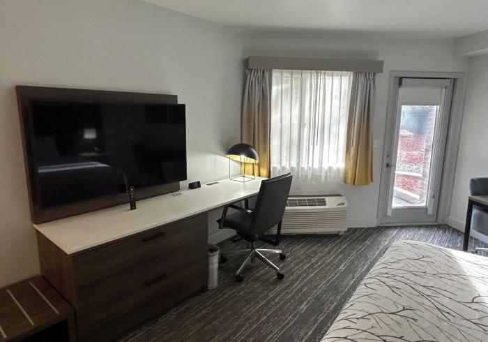 executive residency by best western denver east