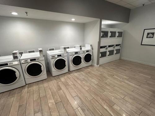executive residency by best western denver east