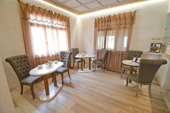 Ai Cadelach Hotel Giulia,Oderzo>>Aviano,4 star