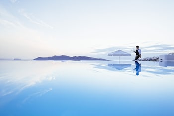 katikies santorini gea house