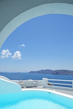 katikies santorini gea house