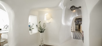 katikies santorini gea house
