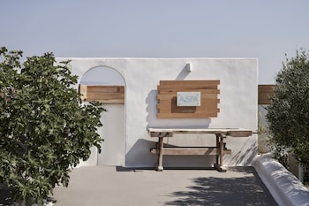 katikies santorini gea house