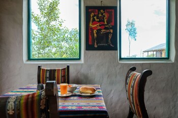 hosteria colibri aeropuerto