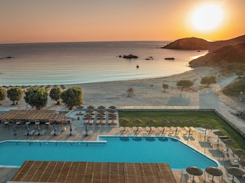 heromylos resort and spa