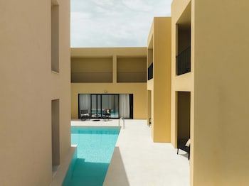marea suites