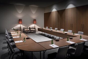 constantine marriott hotel