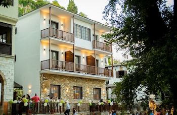 balcon makrinitsa