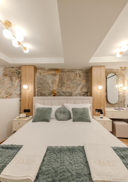 onora suites nafplio