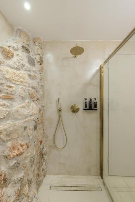 onora suites nafplio